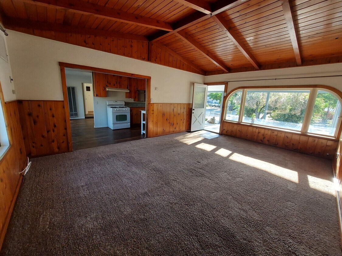 Foto principal - Quaint home walking distance to Covington ...