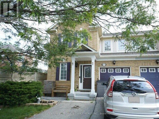 Photo du bâtiment - 657 Thompson Rd S