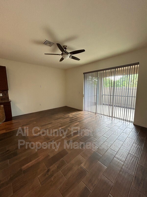 Building Photo - 6830 40th Ln N