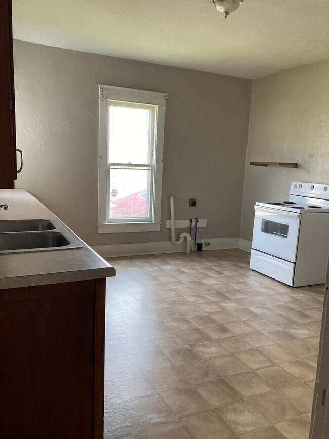 Foto del edificio - 128-130 N. 16th