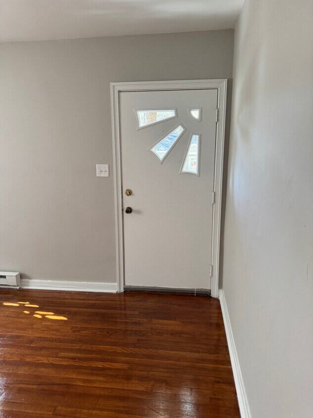 Foto principal - 3508 Lawson St