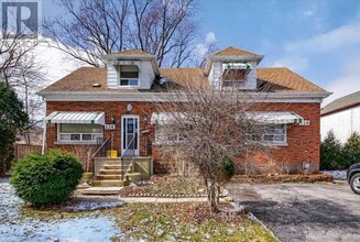 Building Photo - 150 Ewen Rd