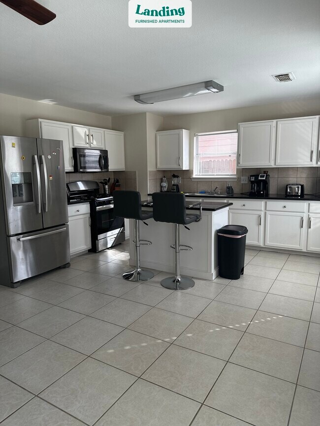 Foto del edificio - 7915 Chatham Springs Ln