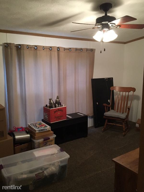 Foto principal - 170 Sawmill Rd