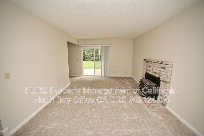 Building Photo - 2004 Appaloosa Dr