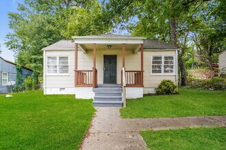 Building Photo - 6629 Grasselli Rd