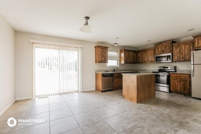 Foto del edificio - 309 Golfview Dr, Pleasant Hill, MO 64080