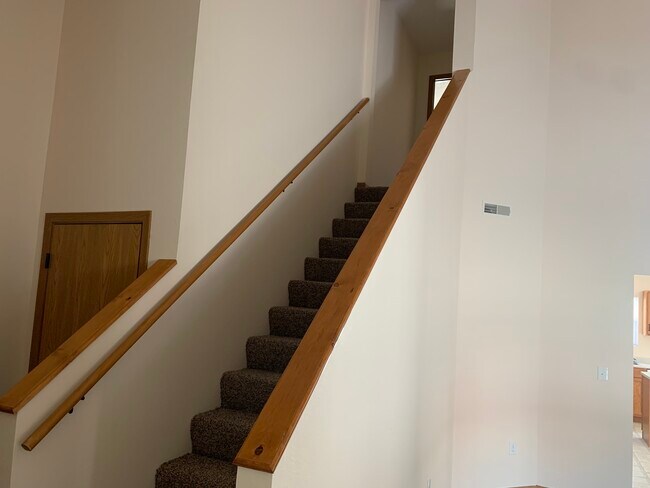 Foto del edificio - 520 Wood Thrush St