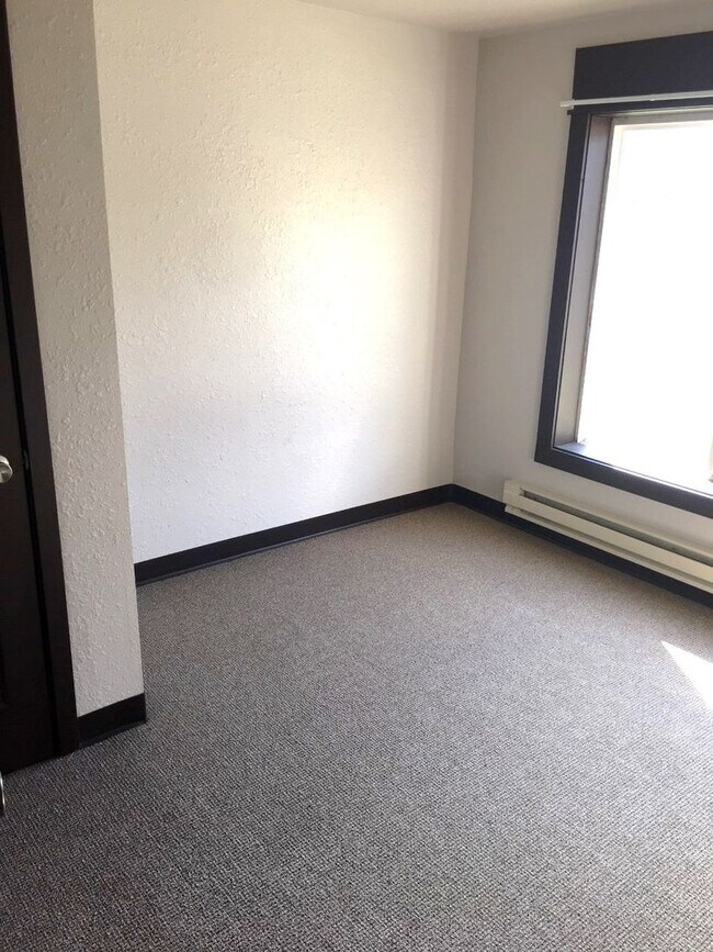 Foto del edificio - 205 1st Ave SW