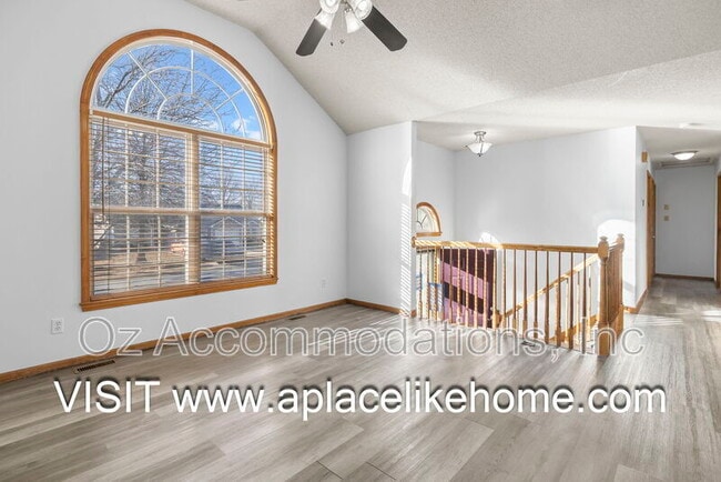 Foto del edificio - 313 S Darrowby Dr