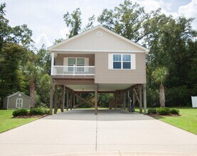 Building Photo - 410 Colin Claire Ct