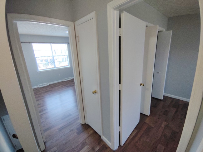 Foto del edificio - 14 Fonda Dr