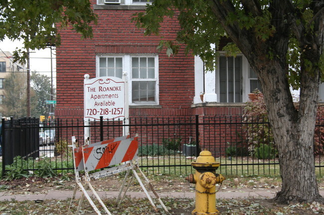 Building Photo - Roanoke Apartments