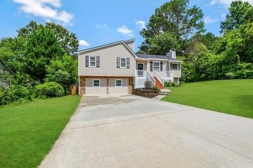 Building Photo - 4030 Leicester Dr NE