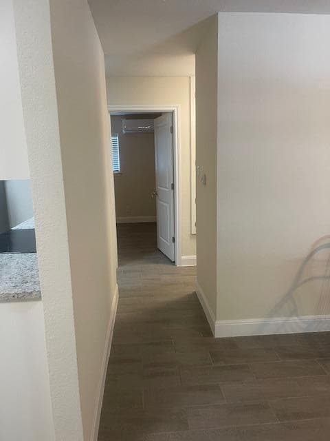 Foto del edificio - 1403 Braes Ridge Dr