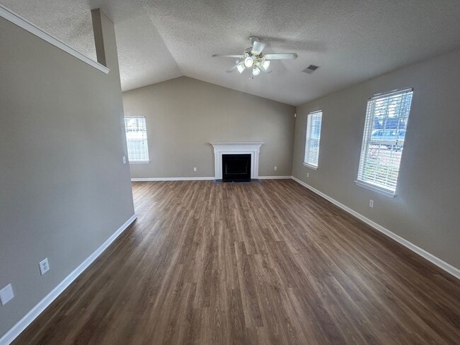 Foto del edificio - 25 Oak Lake Ct
