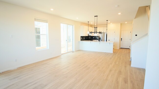 Building Photo - 1149 Anker Dr