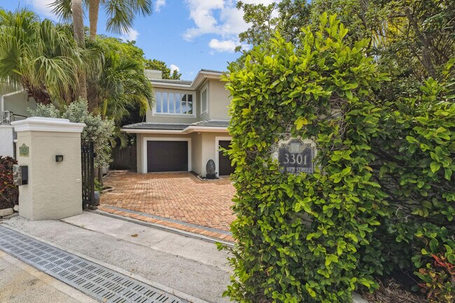 Foto del edificio - 3301 NE 16th St