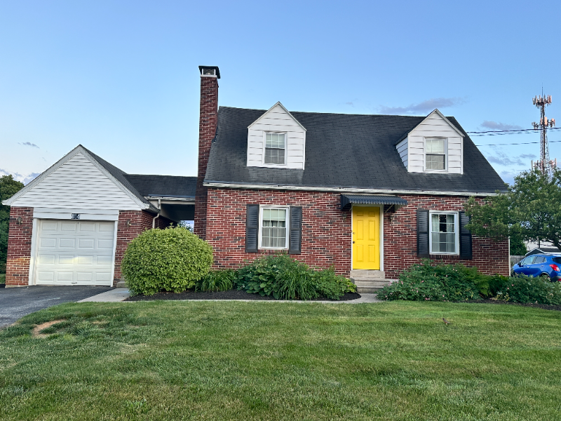 Primary Photo - 864 Eden Rd