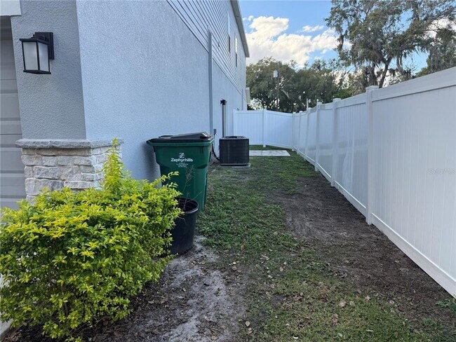 Foto del edificio - 4920 8th St