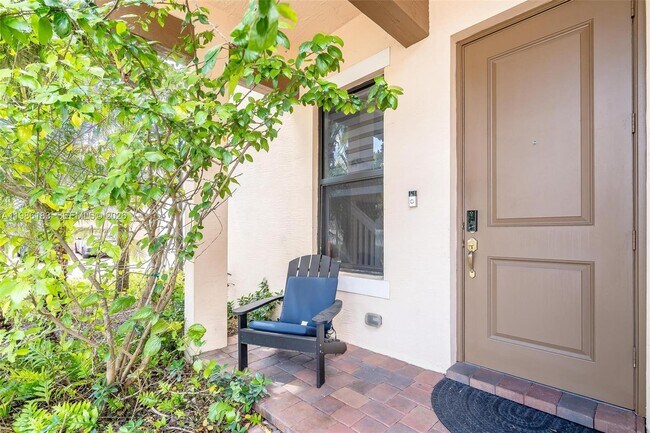 Foto del edificio - 110 NW 209th Way