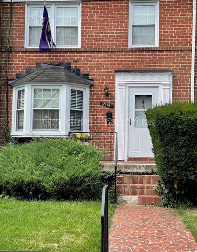 Photo - 5916 Northwood Drive