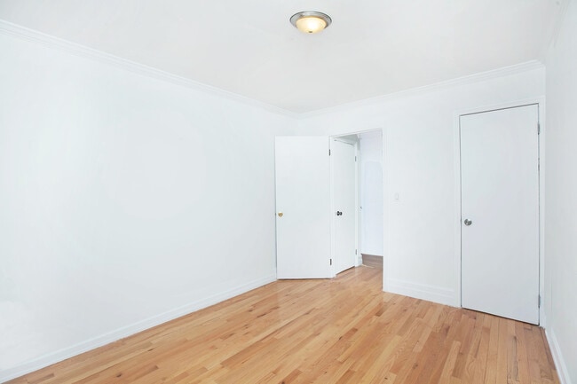 Building Photo - 226 W 150th St