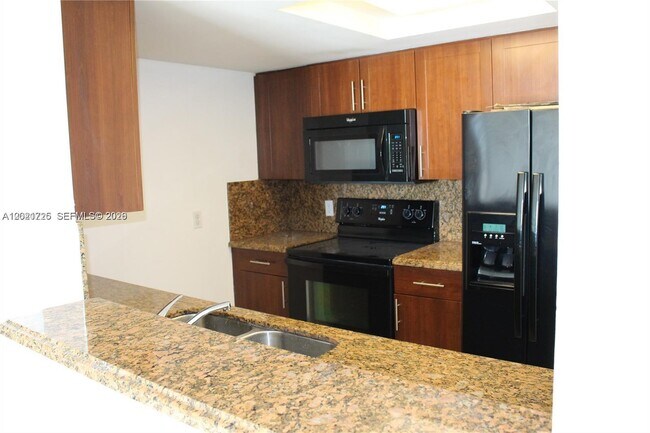 Foto del edificio - 1690 SW 27th Ave