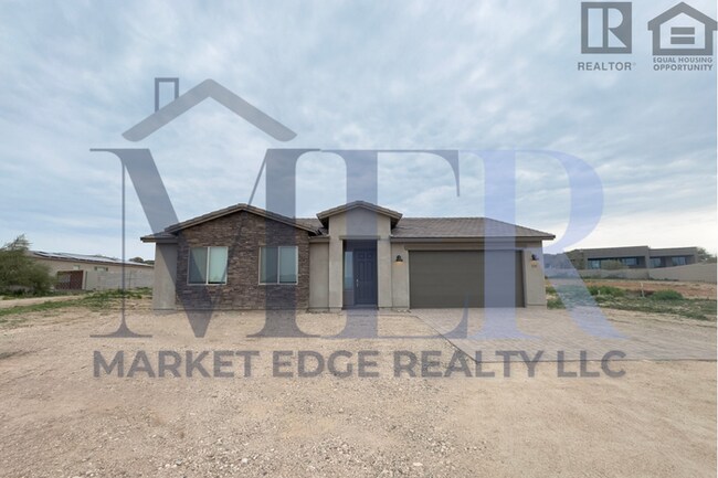 Foto del edificio - 3Bed/2Bath Home at I-17/Carefree Hwy! $1995 MOVE-IN SPECIAL! Ready for Immediate Move-In!