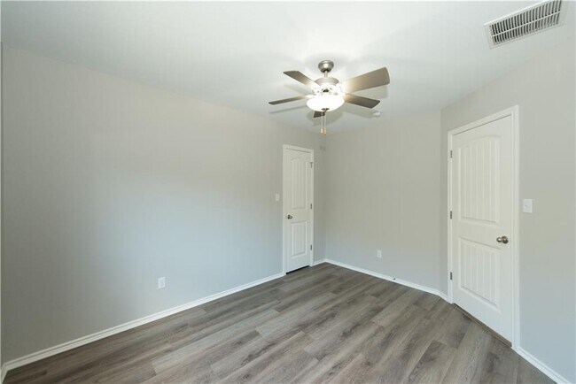 Building Photo - 19005 Mangan Way