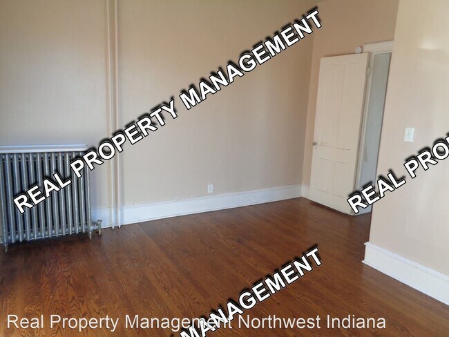 Building Photo - 1 br, 1 bath House - 139 Center Street #2