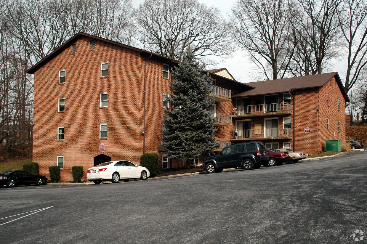Foto principal - Lawrence Hill Apartments