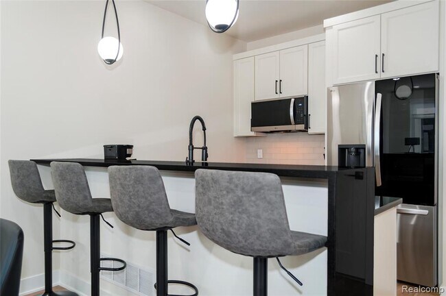 Foto del edificio - 1174 Smart Town Dr