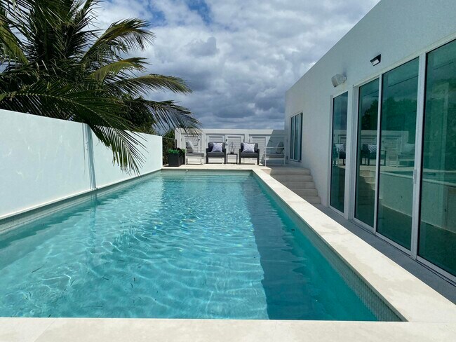 Foto del edificio - 243 Venetian Dr
