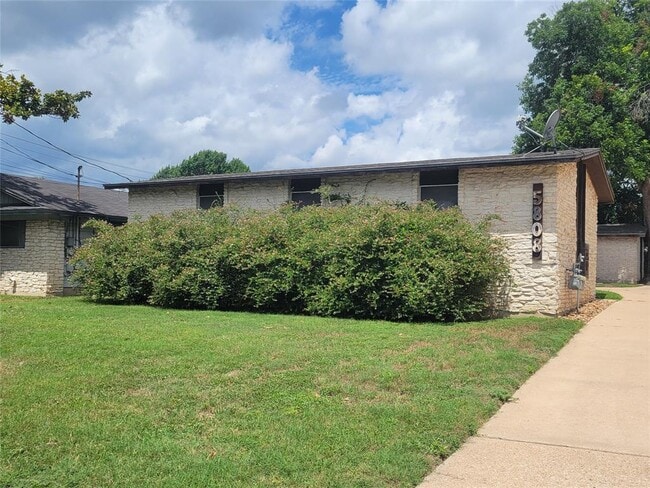 Building Photo - 5808 Nassau Dr