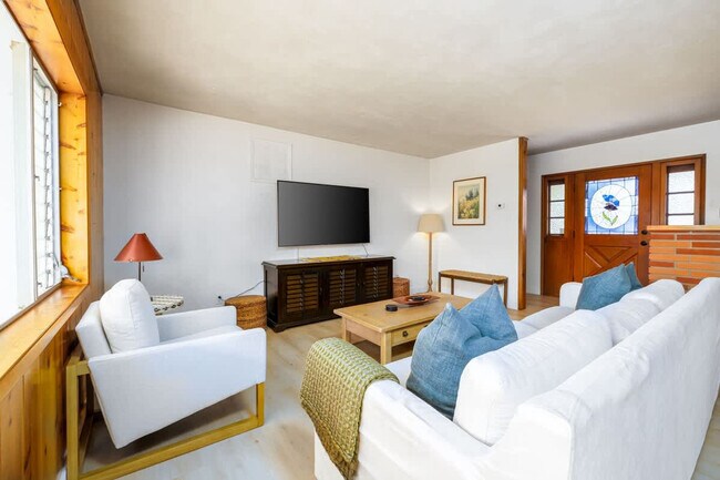 Foto del edificio - 4000 Highland Dr