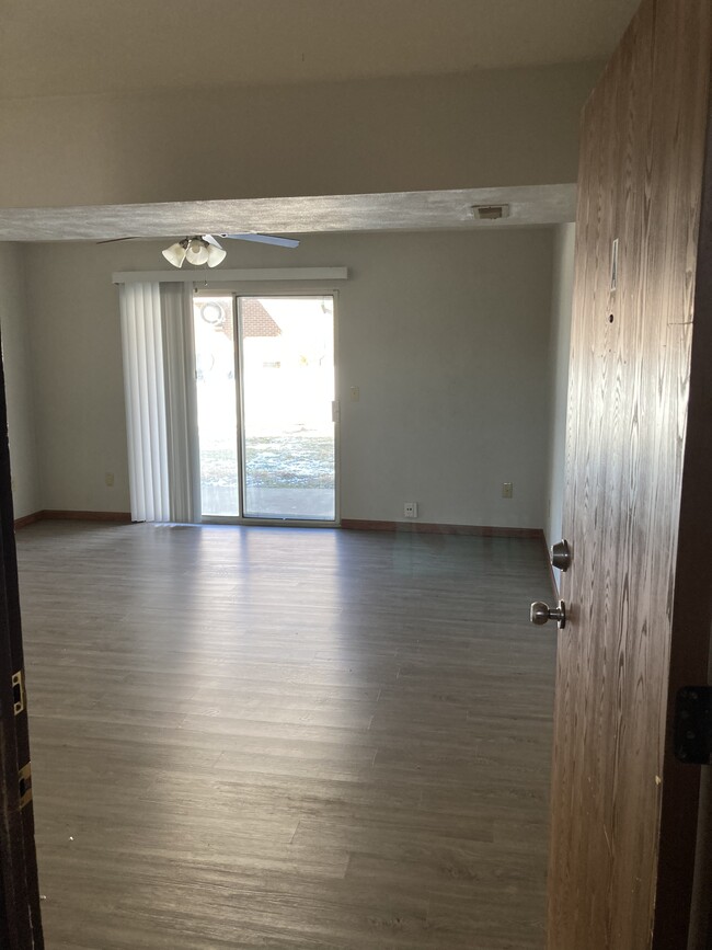 132 Lauren Circle Apt. A Unit $635.00, Belleville, IL 62223 ...