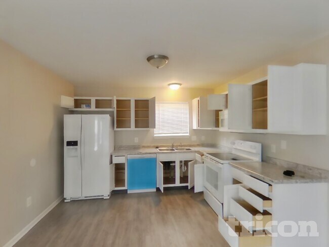 Foto del edificio - 10213 Blue Sky Dr