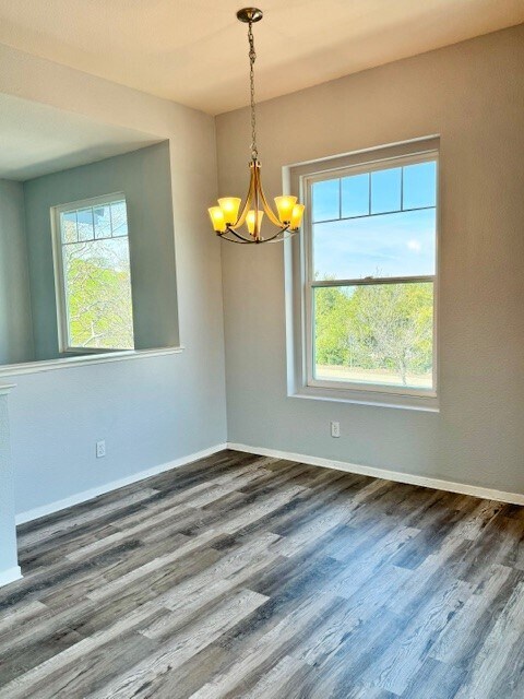 Foto del edificio - 505 Condor Pl