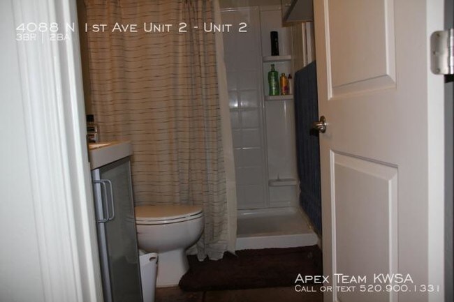 Building Photo - 3 bedroom in Tucson AZ 85719