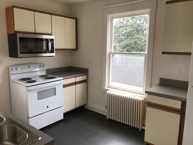 Cocina - 404 Elm St