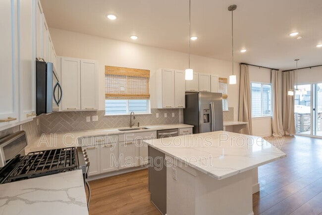 Building Photo - 5967 Rendezvous Pkwy