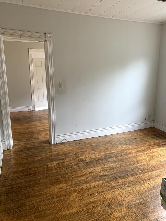 30 Abbottsford Pl Unit 2, Buffalo, NY 14213 Condo for Rent in Buffalo, NY