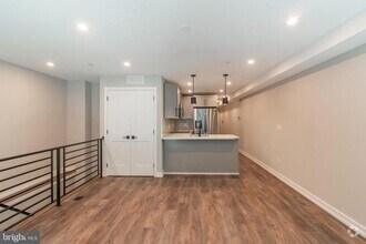 Building Photo - 1616 Kater St