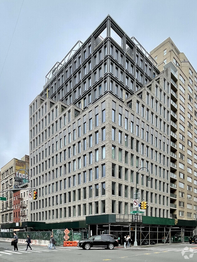 Building Photo - Forena