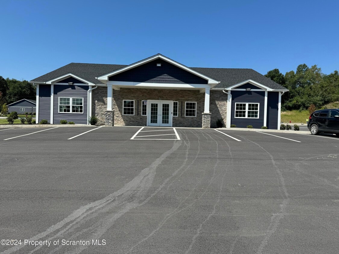 325 Circle Dr, Taylor, PA 18517 - Room for Rent in Taylor, PA |  Apartments.com