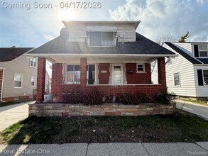 Building Photo - 6117 Kenilworth St