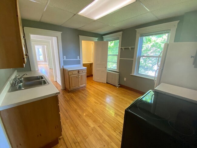 Foto del edificio - 920 E 5th St