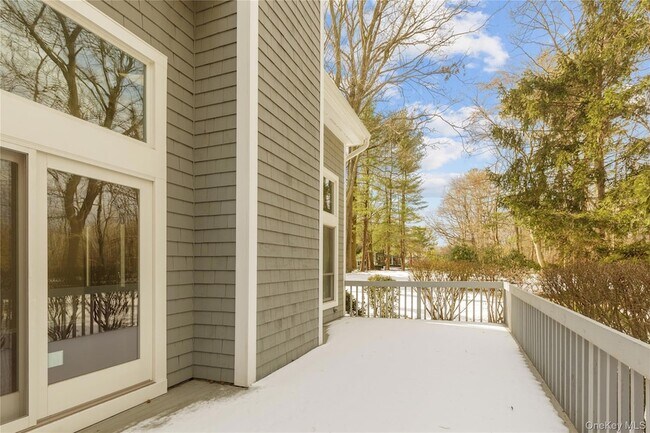 Building Photo - 1 Tiffany Cir