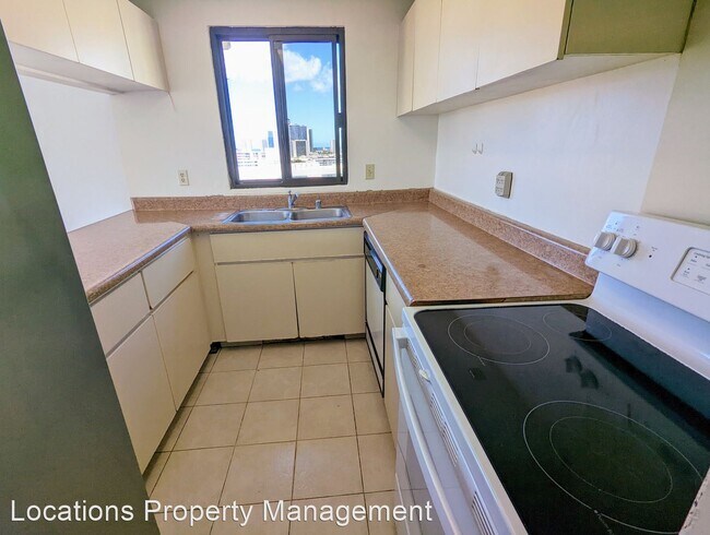 Building Photo - 3 br, 2 bath House - 1251 Heulu Street, #707